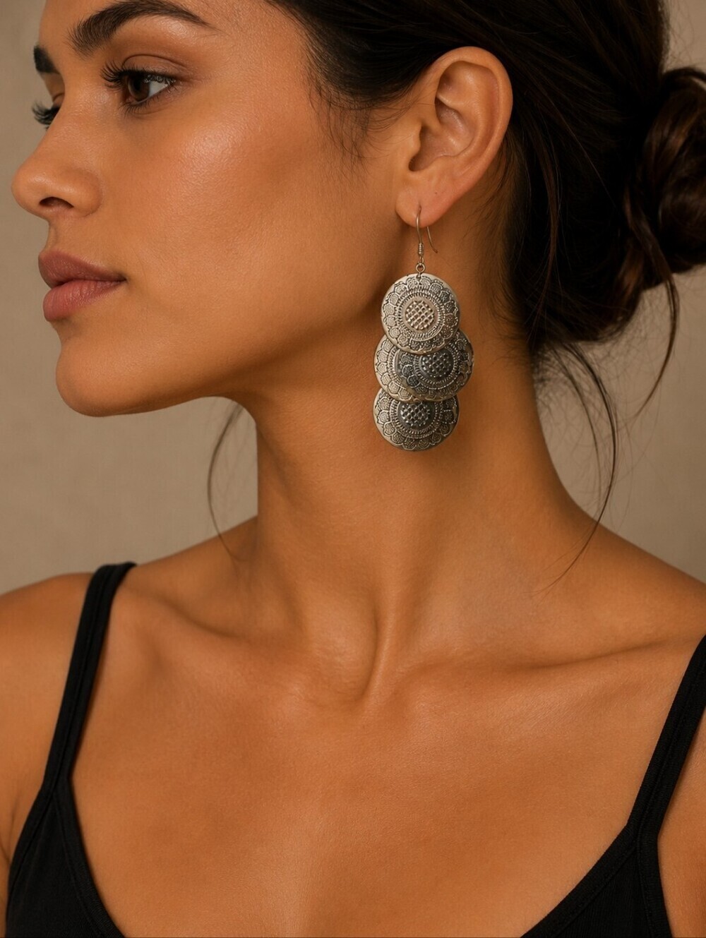 3/$30 Vintage Silvertone Floral Waterfall Dangle Earrings